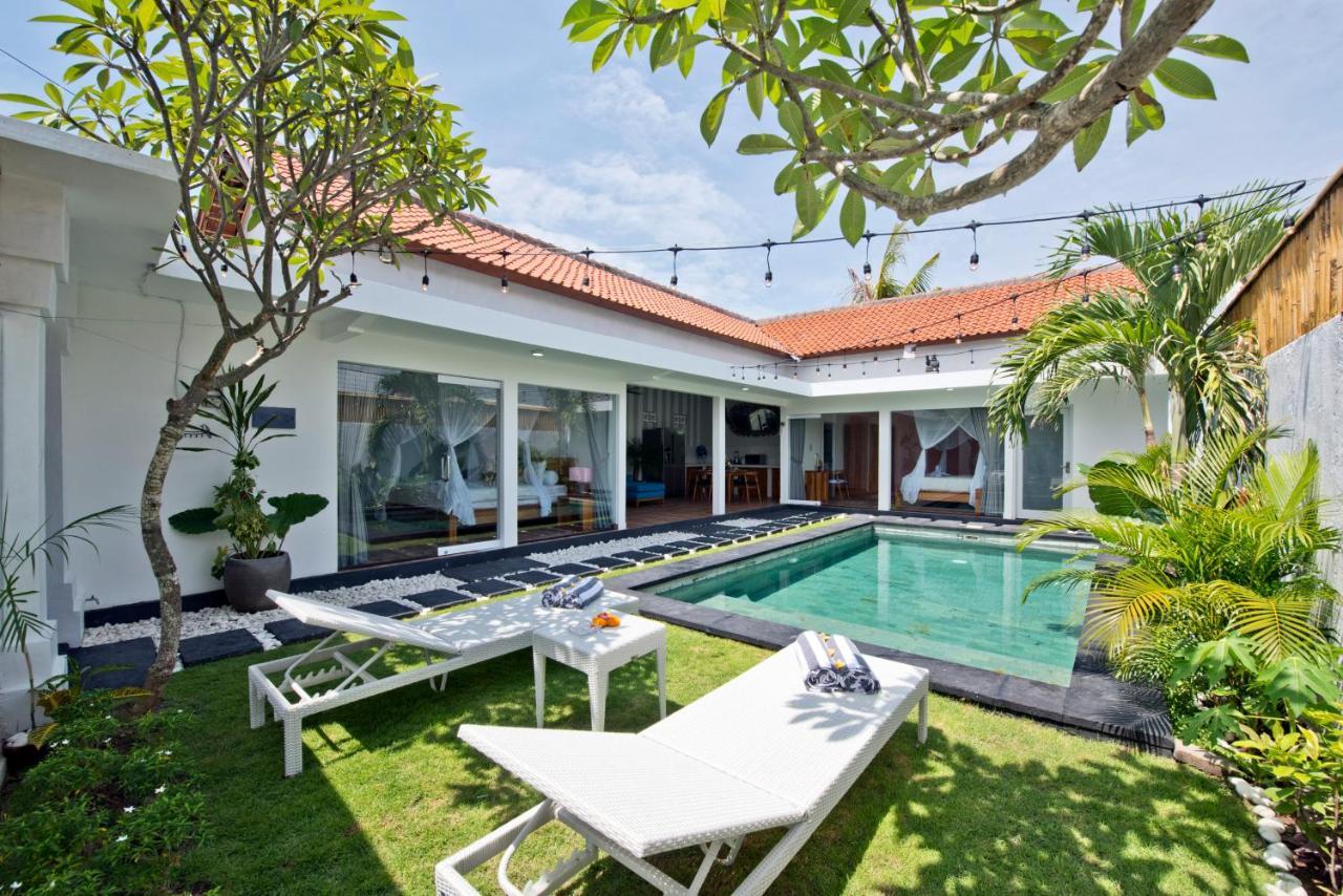 La Fortuna Seminyak Extérieur photo