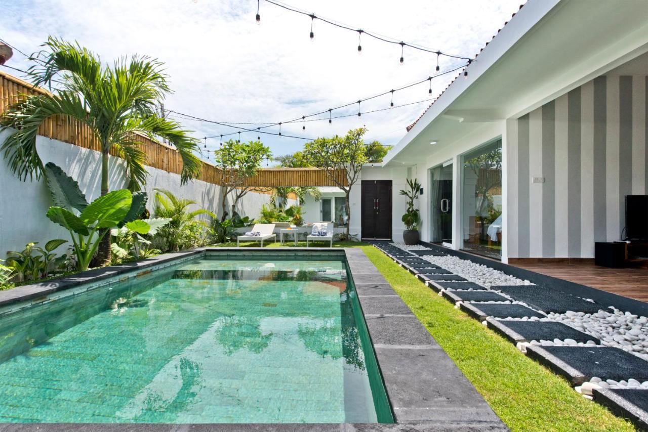 La Fortuna Seminyak Extérieur photo