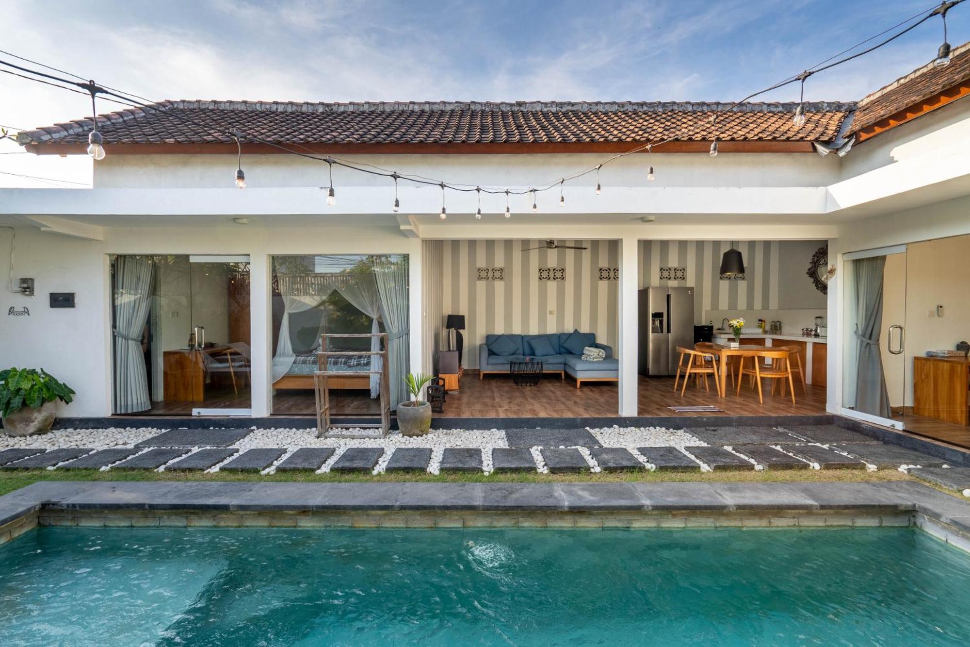 La Fortuna Seminyak Extérieur photo